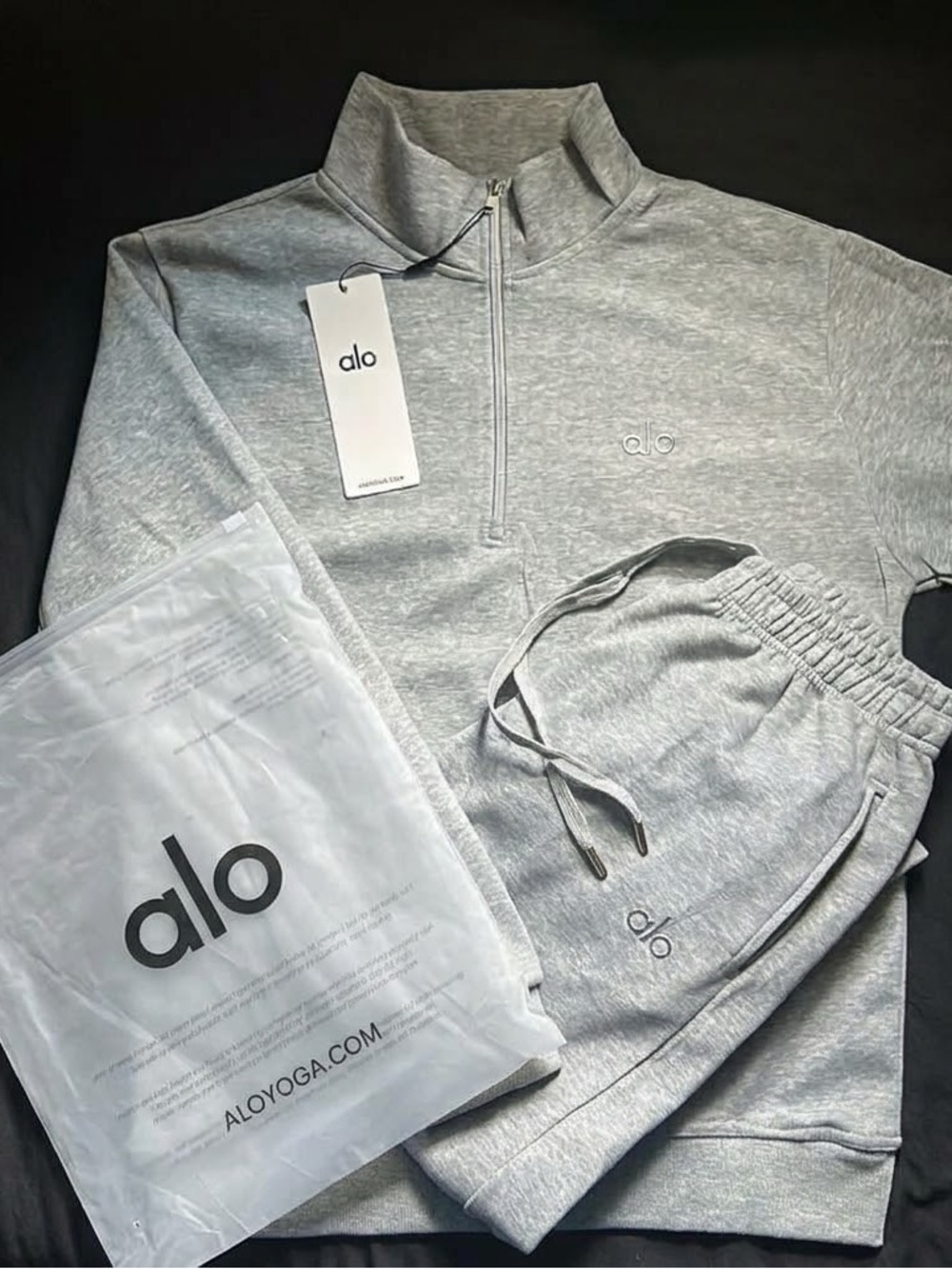 ALO Yoga Accolade Set (Athletic Grey) Size Small